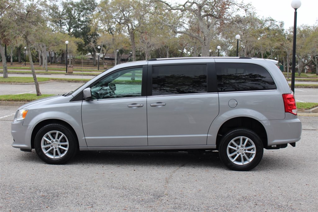 2019 Dodge Grand Caravan - $32,995