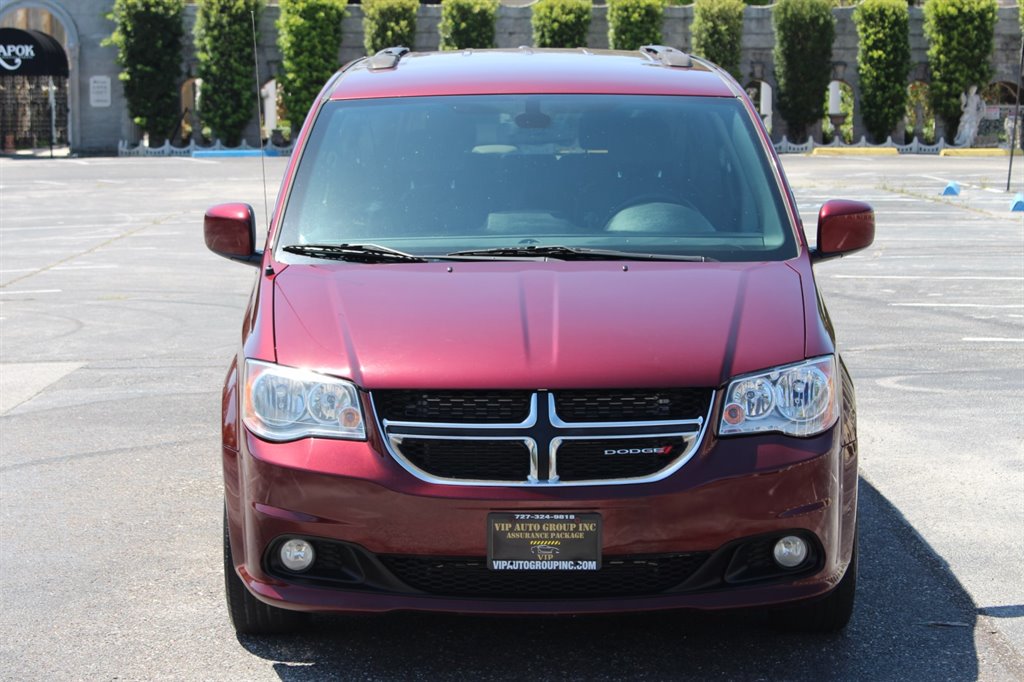 2019 Dodge Grand Caravan - $32,995