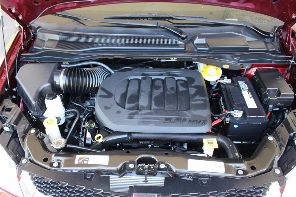 2019 Dodge Grand Caravan - $32,995