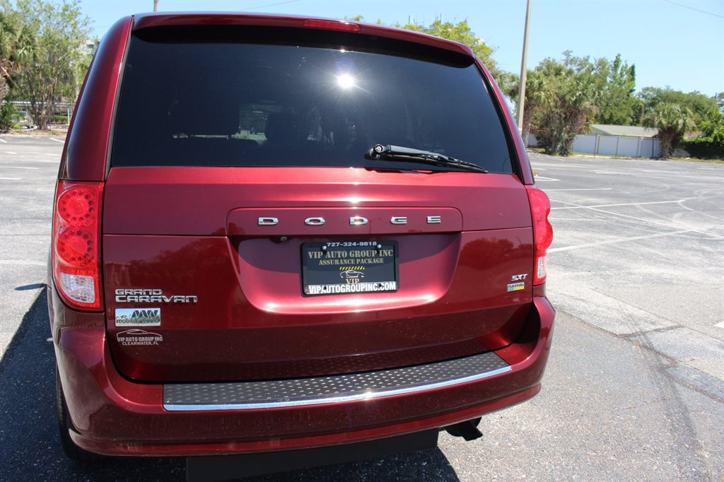2019 Dodge Grand Caravan - $32,995