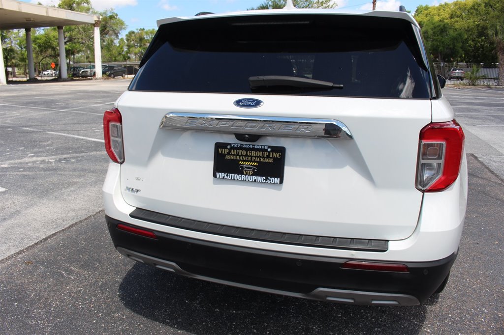 2020 Ford Explorer XLT photo