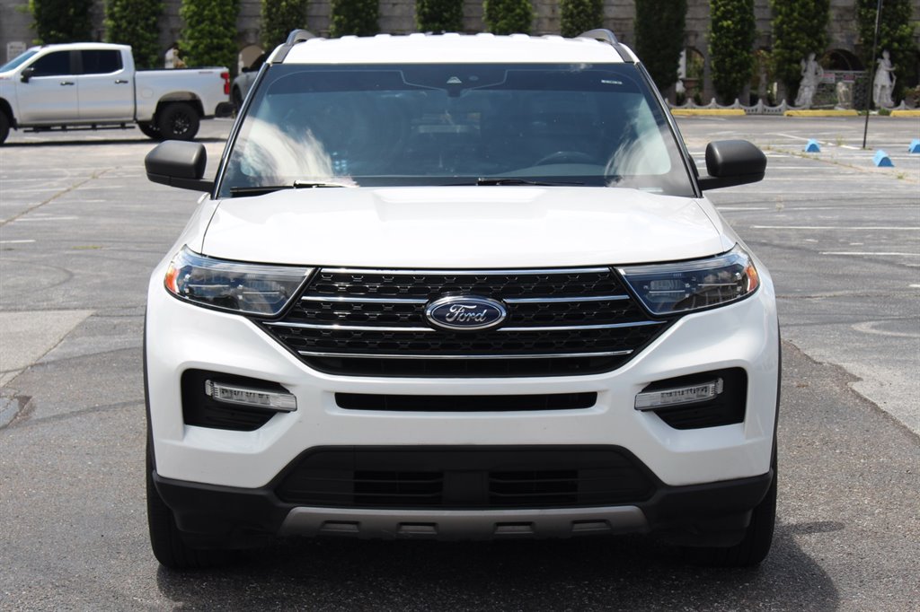 2020 Ford Explorer XLT photo