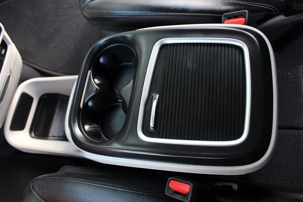 2022 Chrysler Pacifica - $32,995