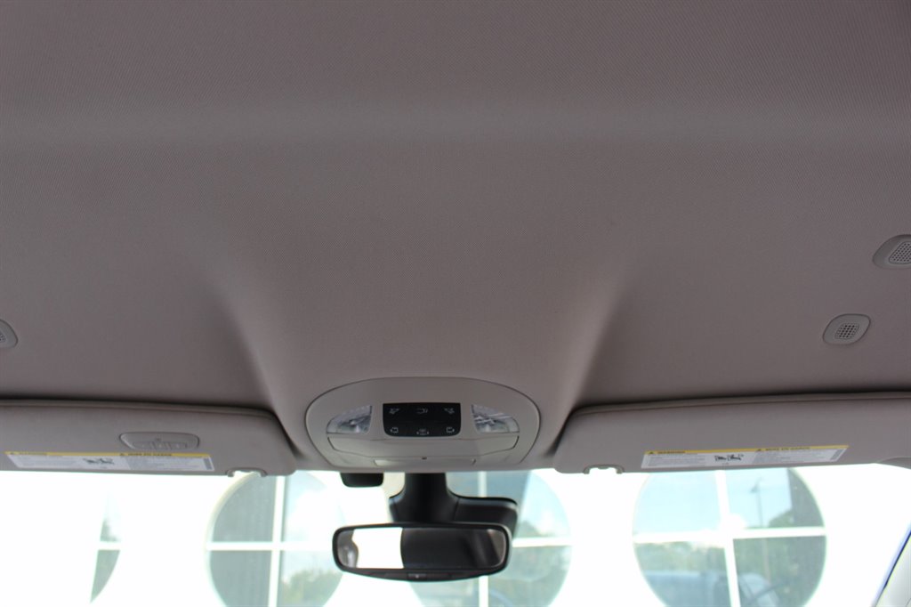 2022 Chrysler Pacifica - $32,995