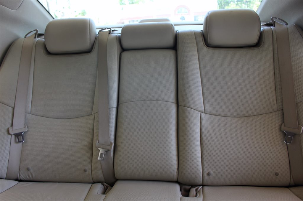 2011 Toyota Avalon Limited photo