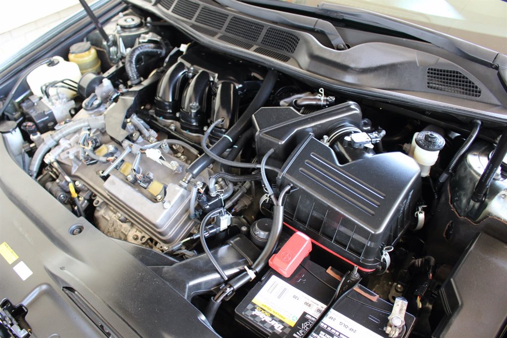 2011 Toyota Avalon Limited photo