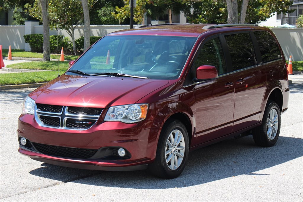 2019 Dodge Grand Caravan - $29,995