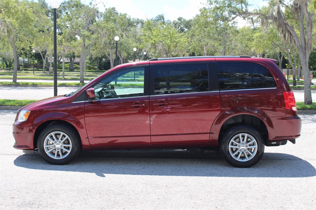 2019 Dodge Grand Caravan - $29,995