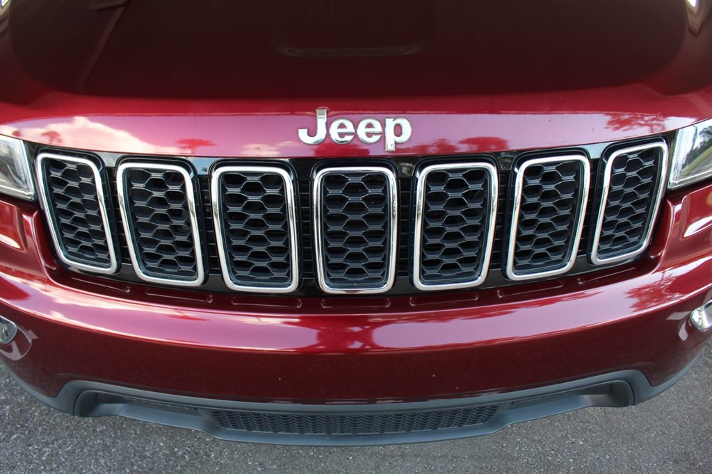 2020 Jeep Cherokee - $17,995