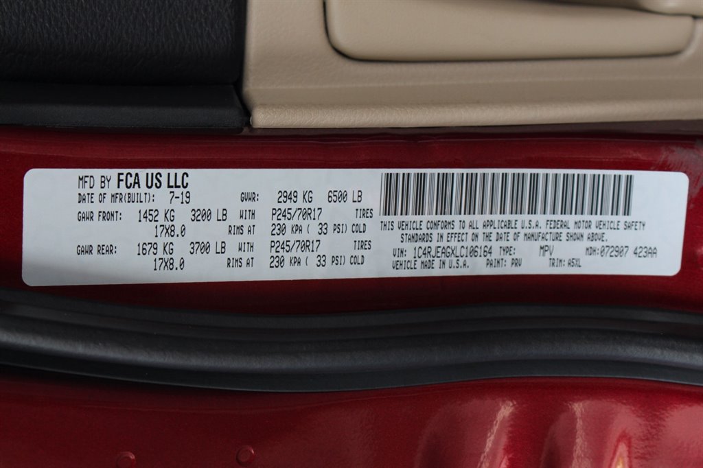 2020 Jeep Cherokee - $17,995