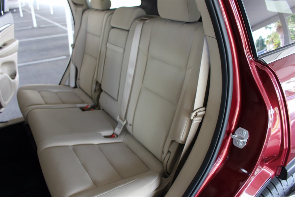 2020 Jeep Cherokee - $17,995
