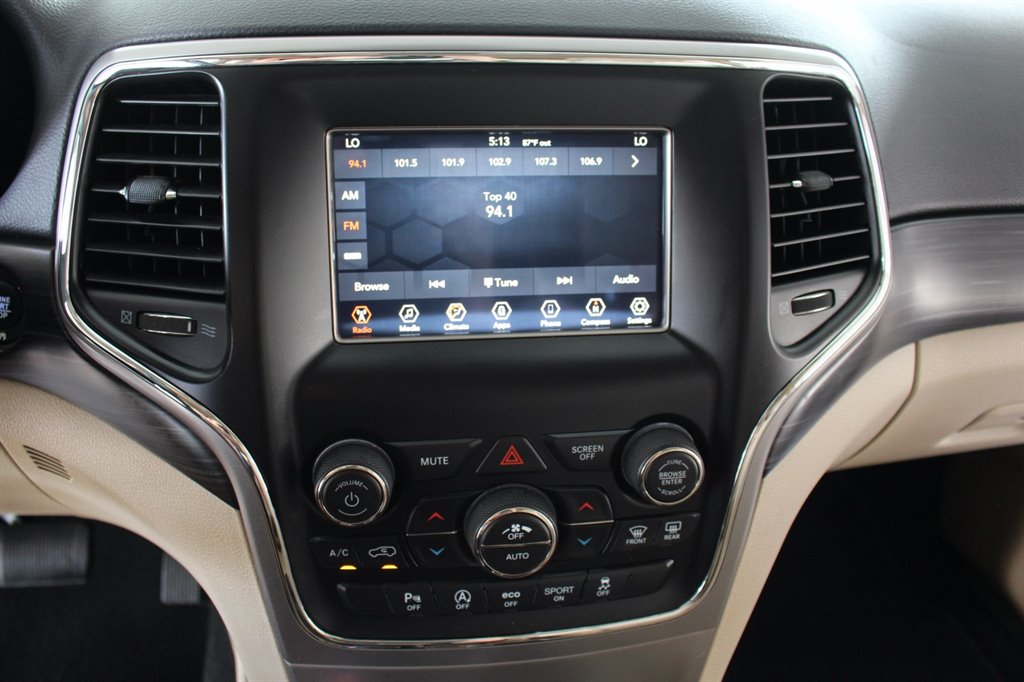 2020 Jeep Cherokee - $17,995