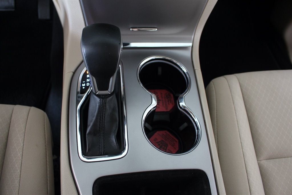 2020 Jeep Cherokee - $17,995