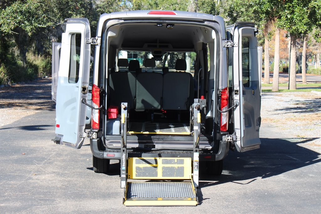2016 Ford Transit - $32,995
