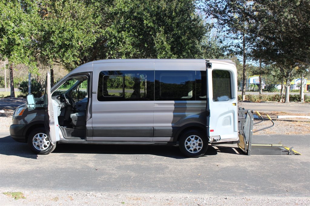 2016 Ford Transit - $32,995