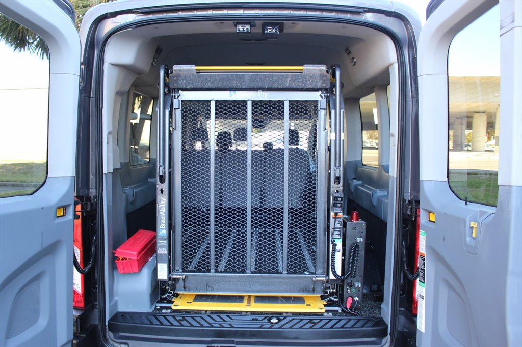 2016 Ford Transit - $32,995