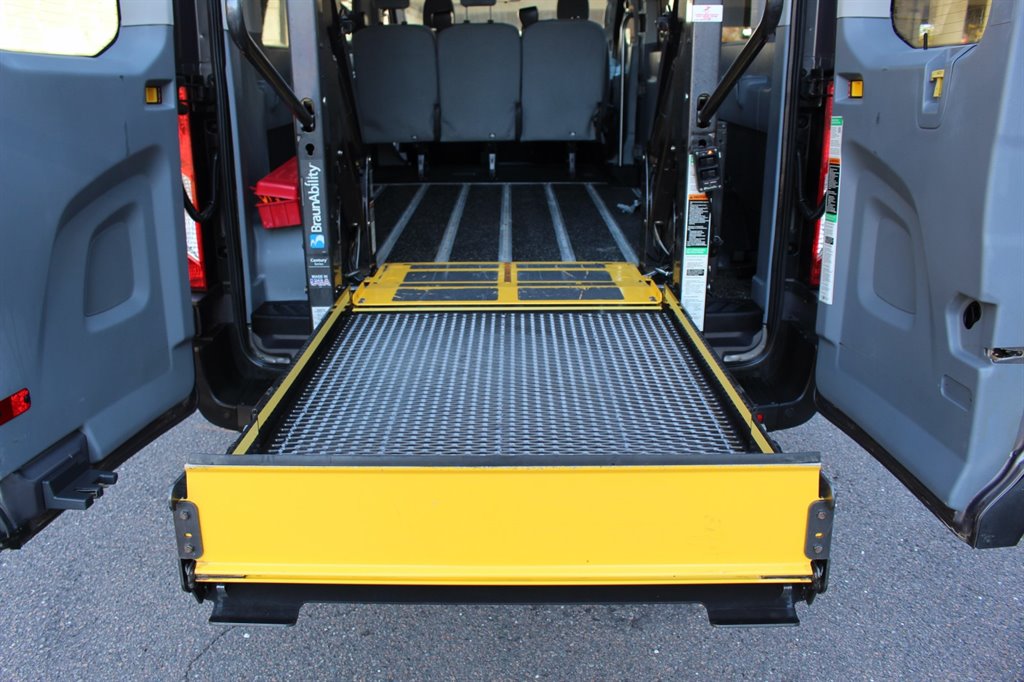2016 Ford Transit - $32,995
