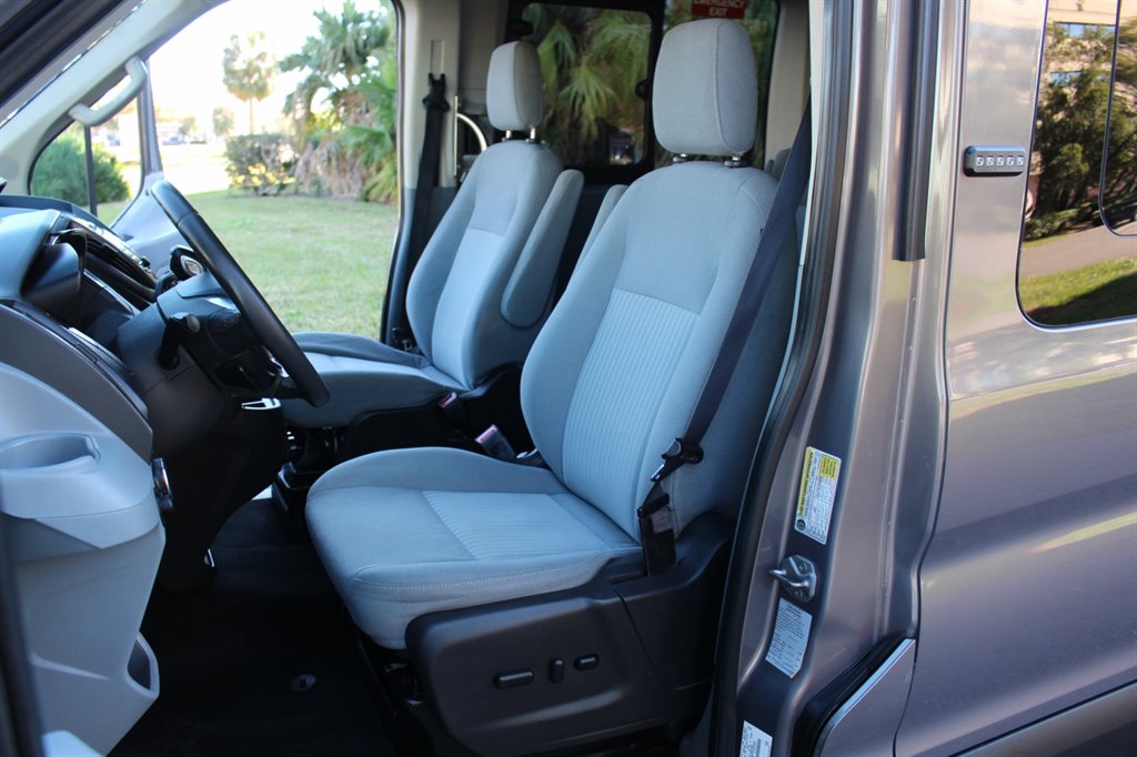2016 Ford Transit - $32,995