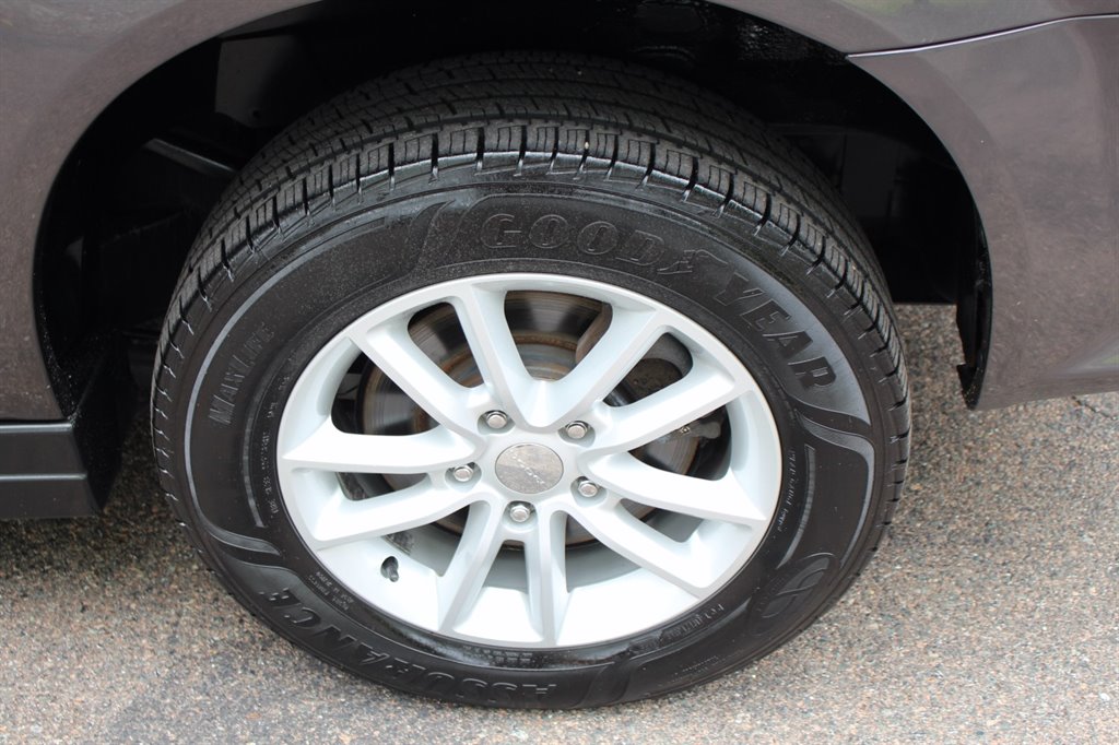 2019 Dodge Grand Caravan - $29,995