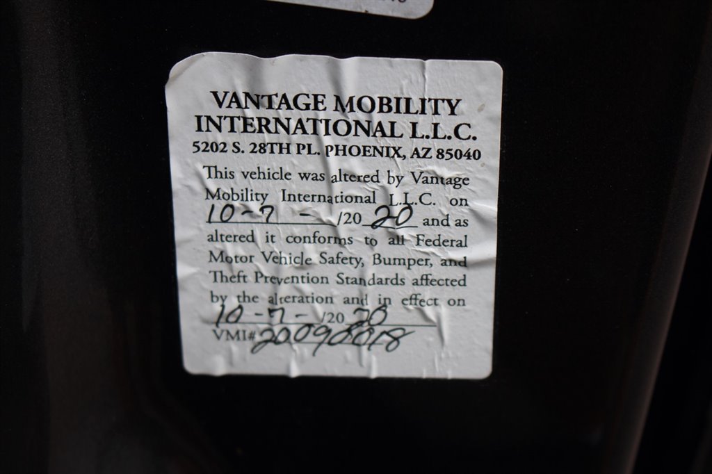 2019 Dodge Grand Caravan - $29,995
