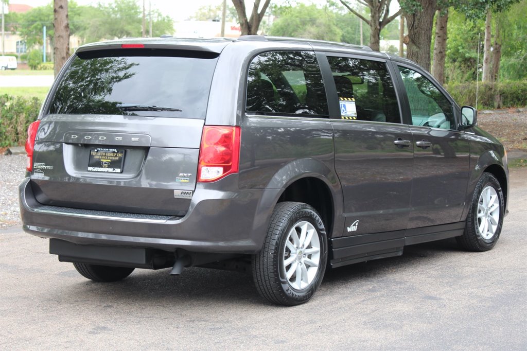 2019 Dodge Grand Caravan - $29,995