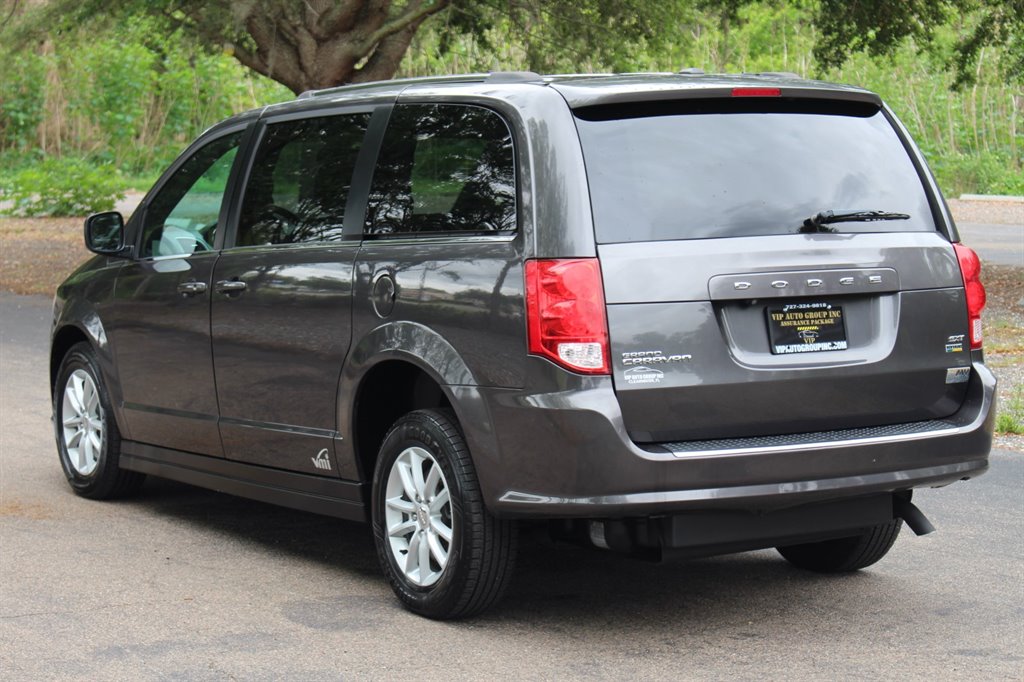 2019 Dodge Grand Caravan - $29,995