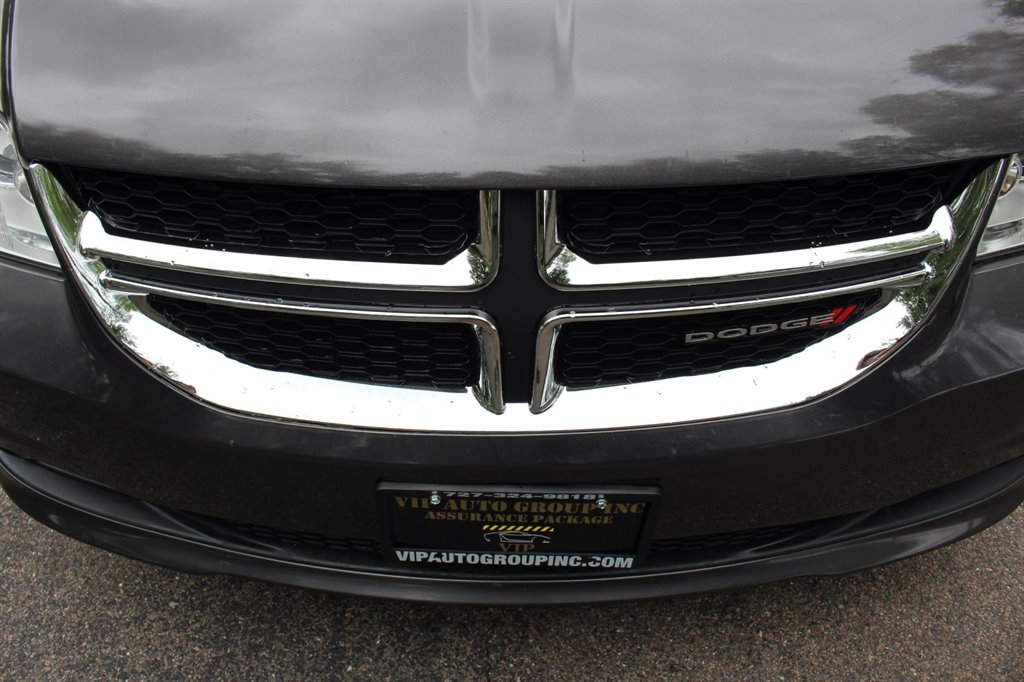 2019 Dodge Grand Caravan - $29,995