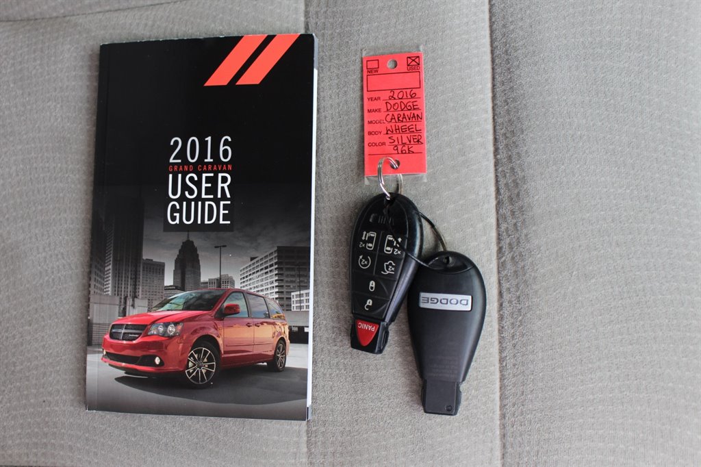 2016 Dodge Grand Caravan - $26,995