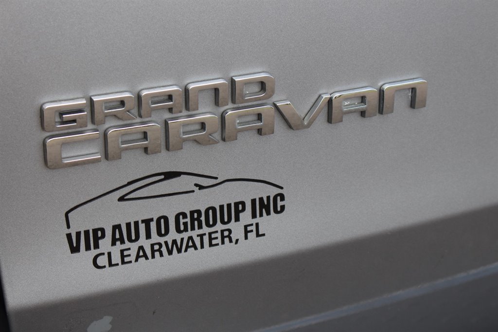 2016 Dodge Grand Caravan - $26,995
