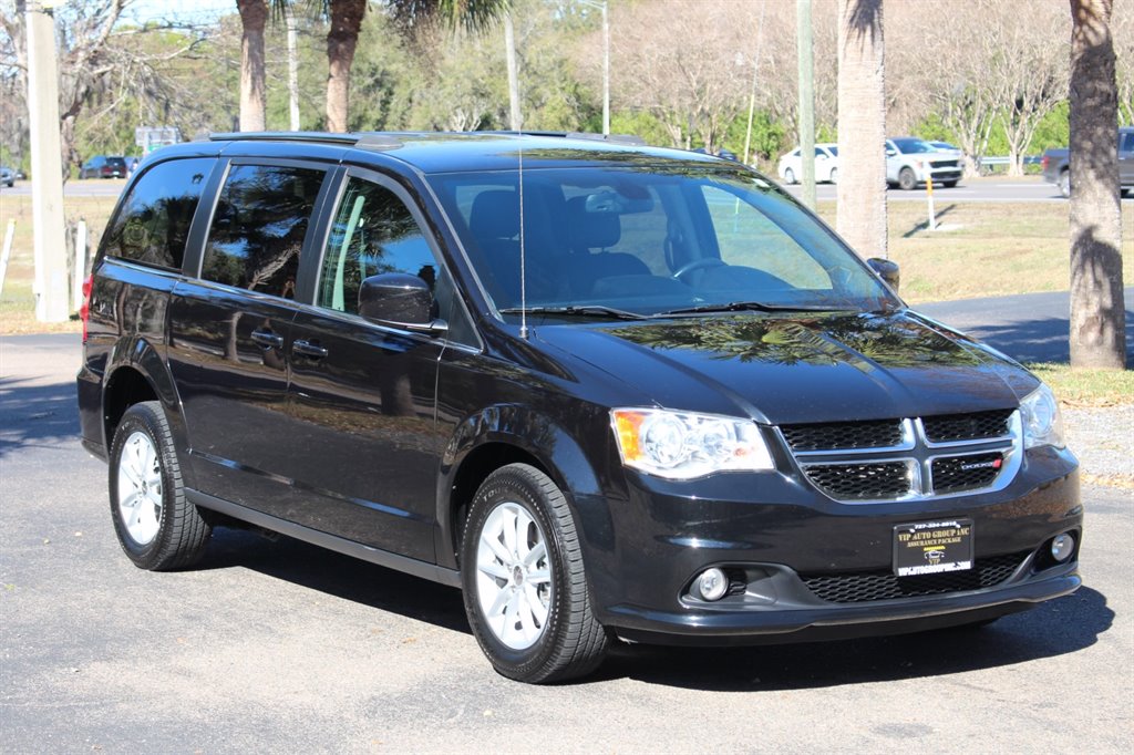 2019 Dodge Grand Caravan - $24,995