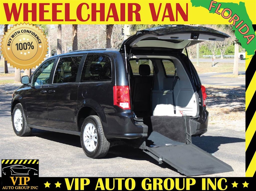2019 Dodge Grand Caravan - $24,995