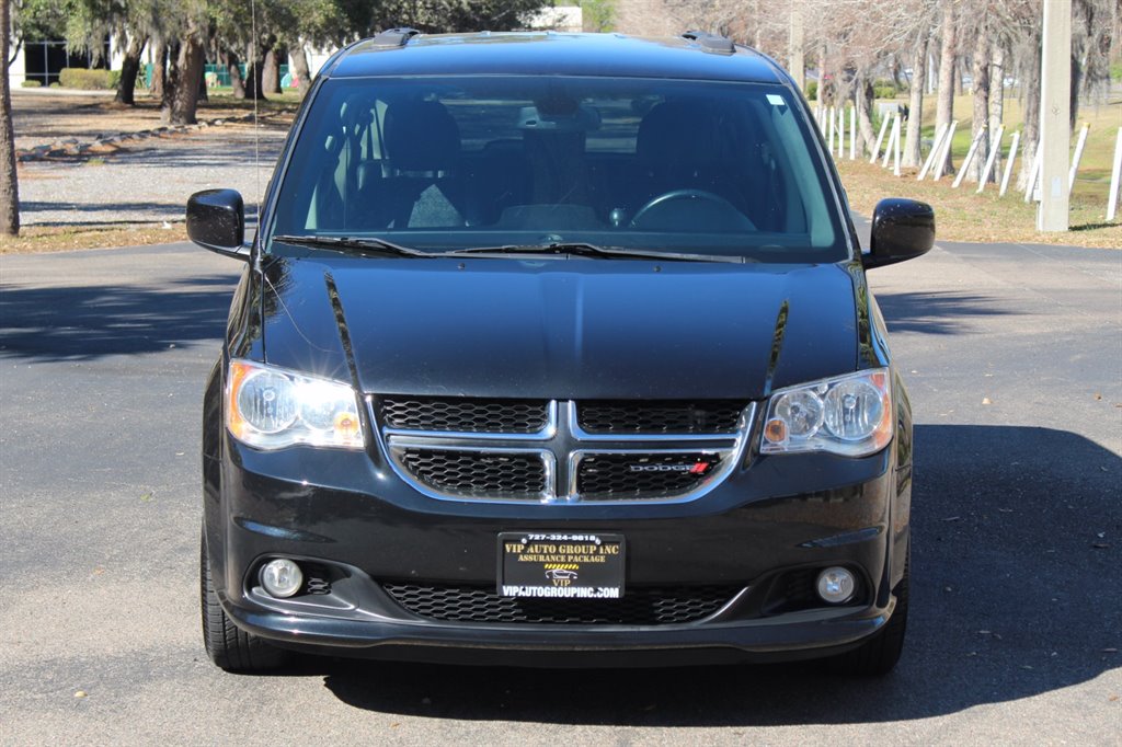 2019 Dodge Grand Caravan - $24,995