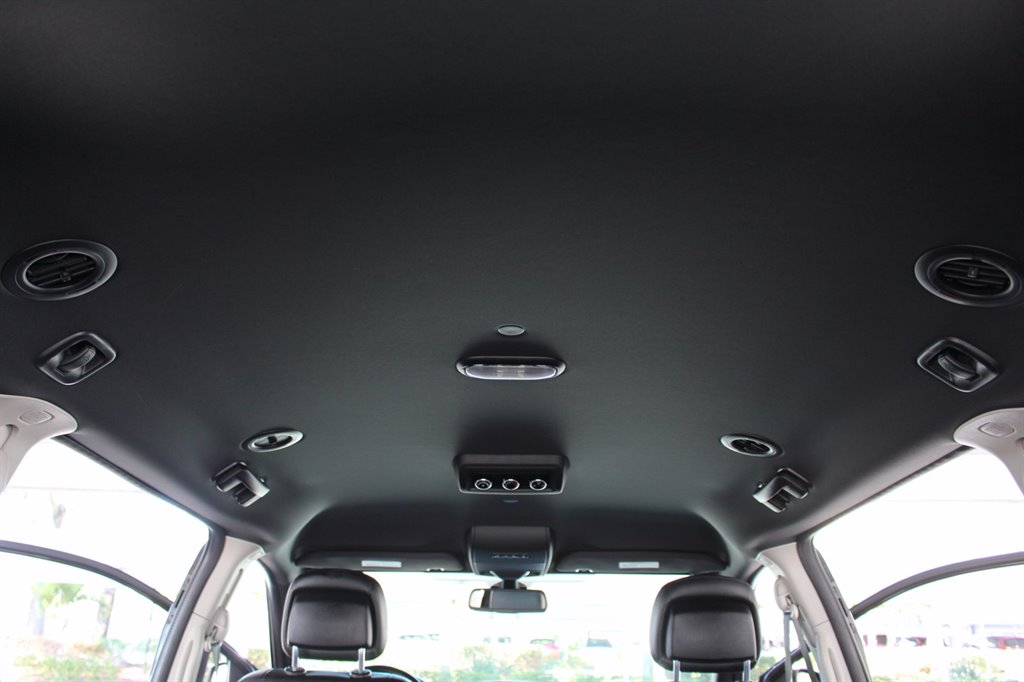 2019 Dodge Grand Caravan - $24,995