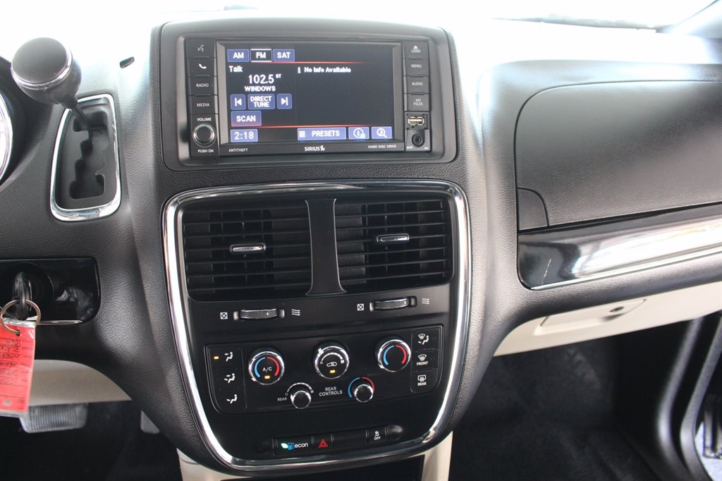 2019 Dodge Grand Caravan - $24,995