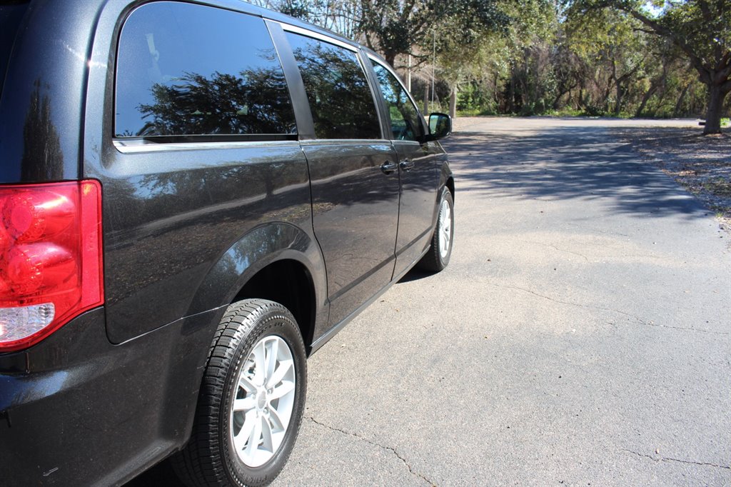 2019 Dodge Grand Caravan - $24,995