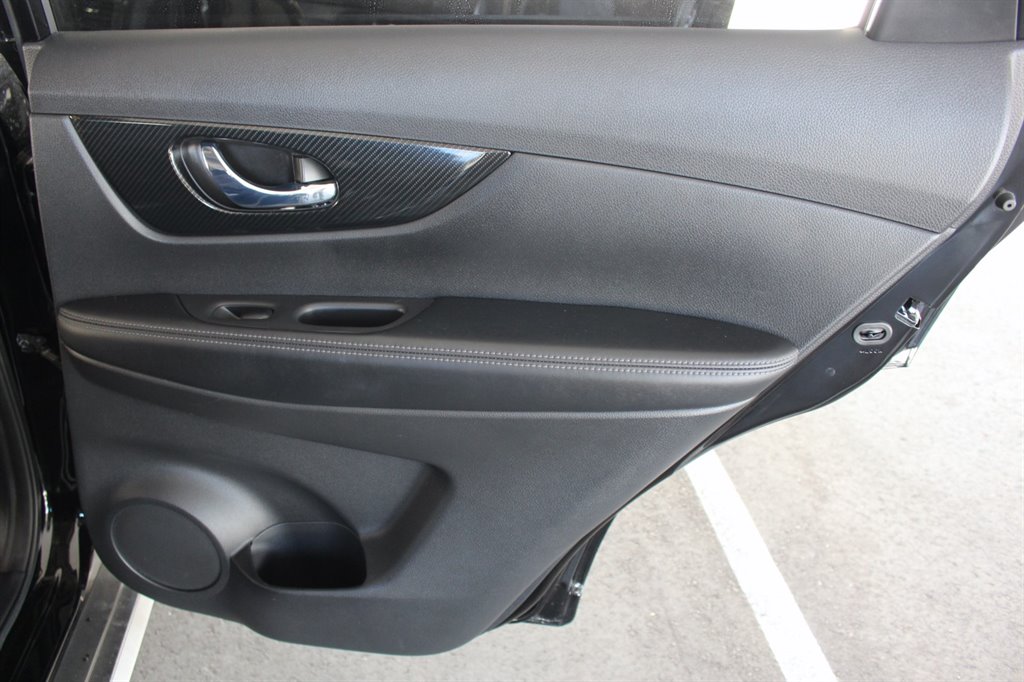 2018 Nissan Rogue - $15,995