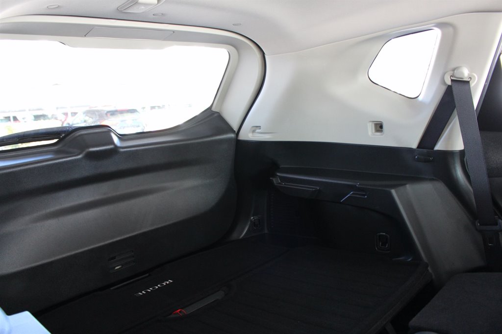 2018 Nissan Rogue - $15,995