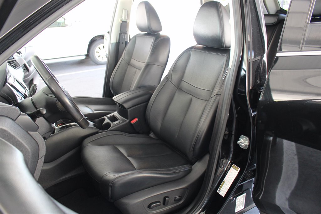 2018 Nissan Rogue - $15,995