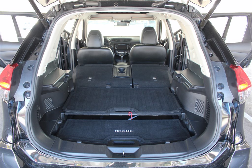 2018 Nissan Rogue - $15,995