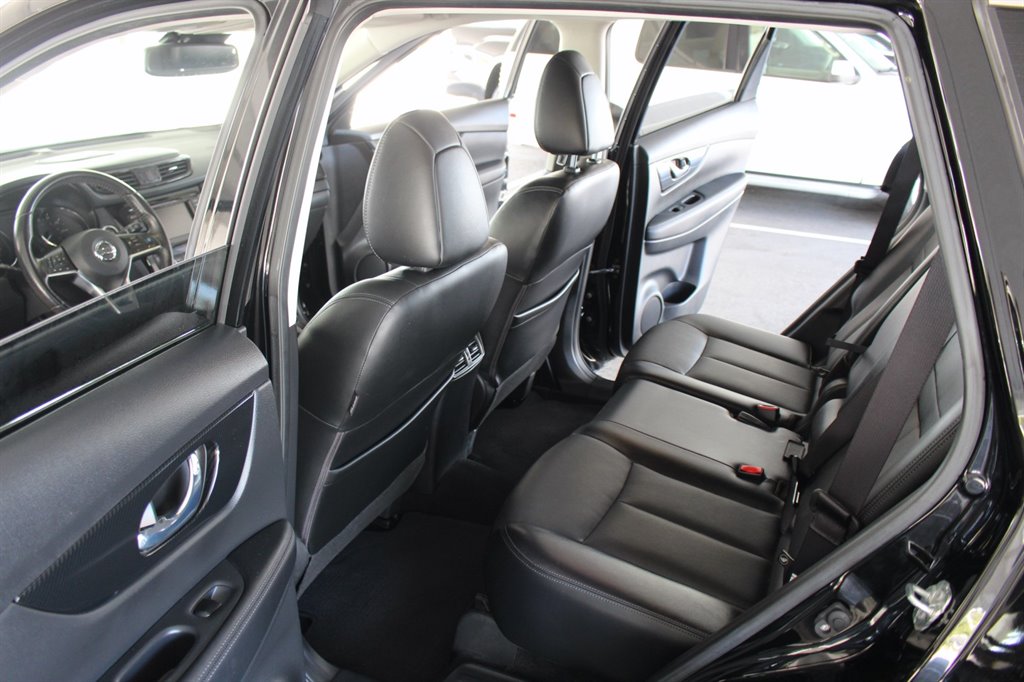 2018 Nissan Rogue - $15,995