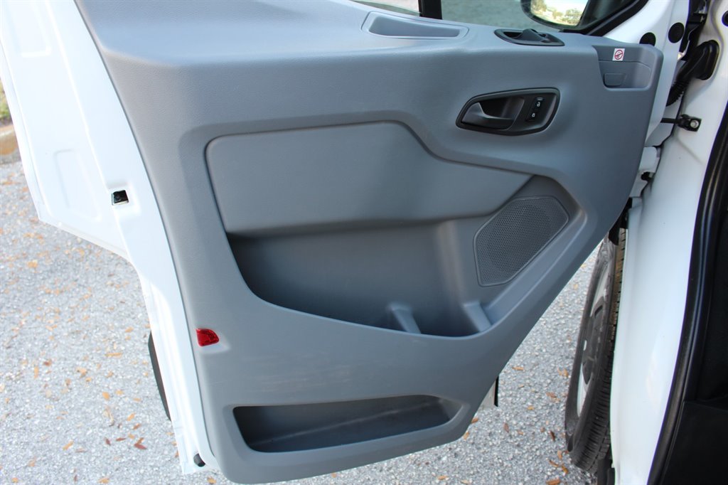 2019 Ford Transit Connect Wagon - $38,995