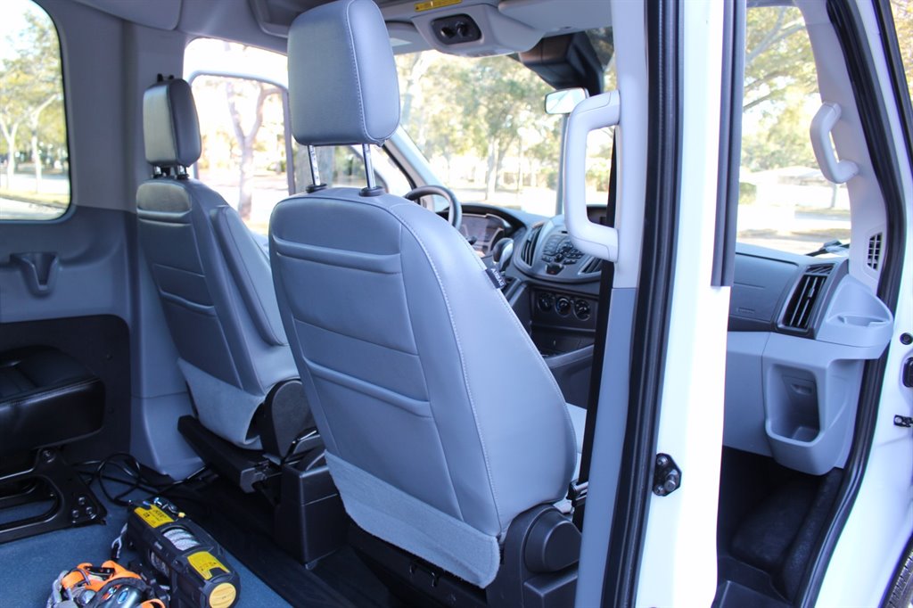 2019 Ford Transit Connect Wagon - $38,995
