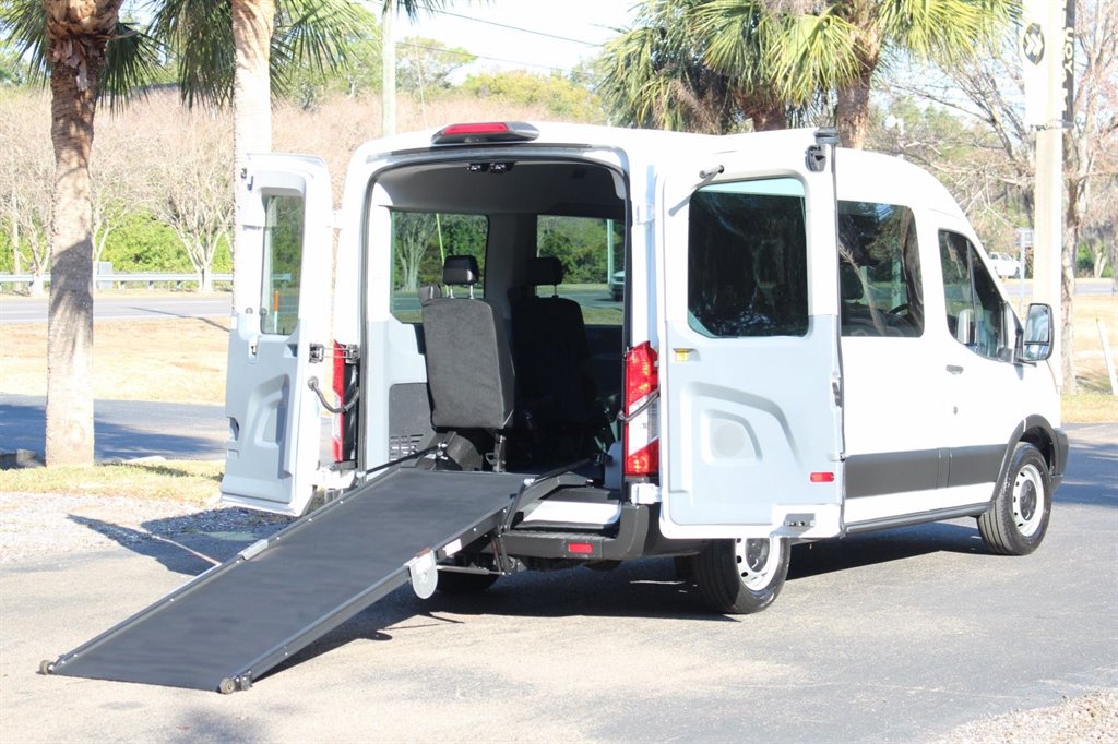 2019 Ford Transit Connect Wagon - $38,995
