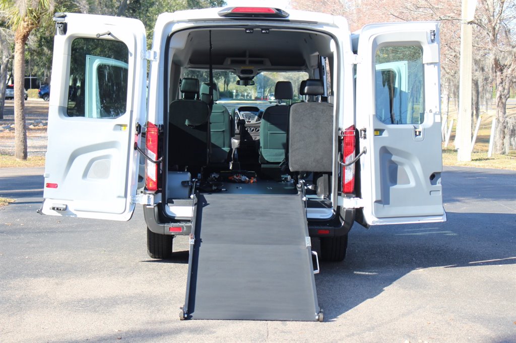 2019 Ford Transit Connect Wagon - $38,995
