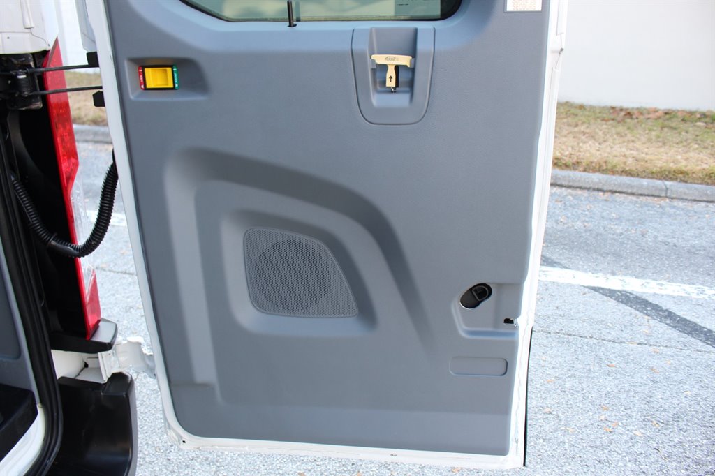 2019 Ford Transit Connect Wagon - $38,995