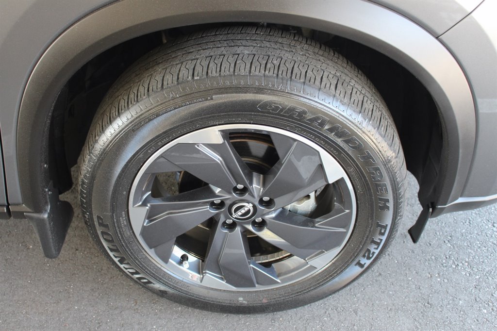 2024 Nissan Rogue - $25,995