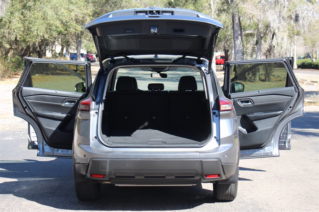 2024 Nissan Rogue - $25,995