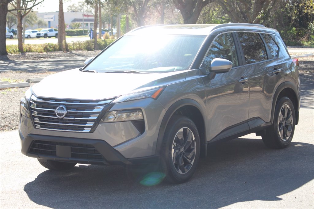 2024 Nissan Rogue - $25,995