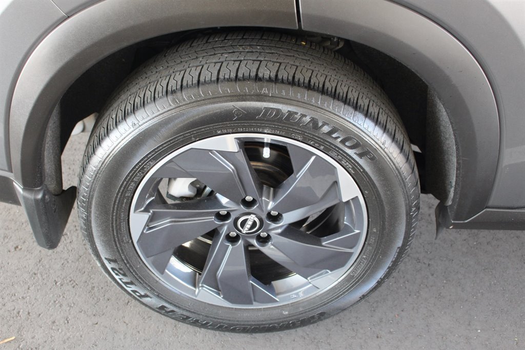 2024 Nissan Rogue - $25,995