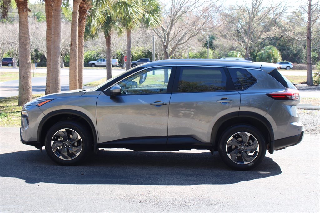 2024 Nissan Rogue - $25,995